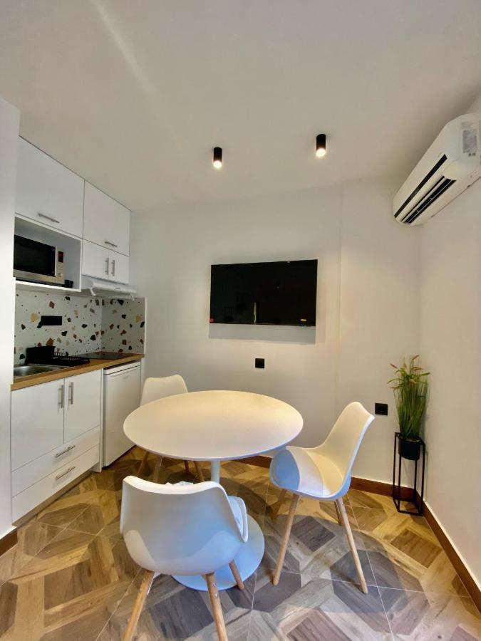 Sunshine Cozy Basement Appartement *